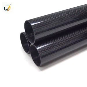 Turli to'quv bilan moslashtirilgan uglerod tolali trubkasi 3K yuzasi